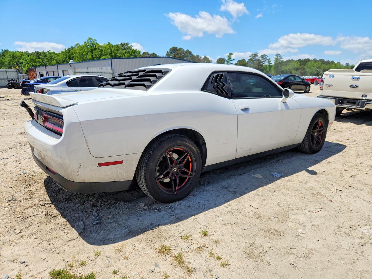 Dodge Challenger Sxt