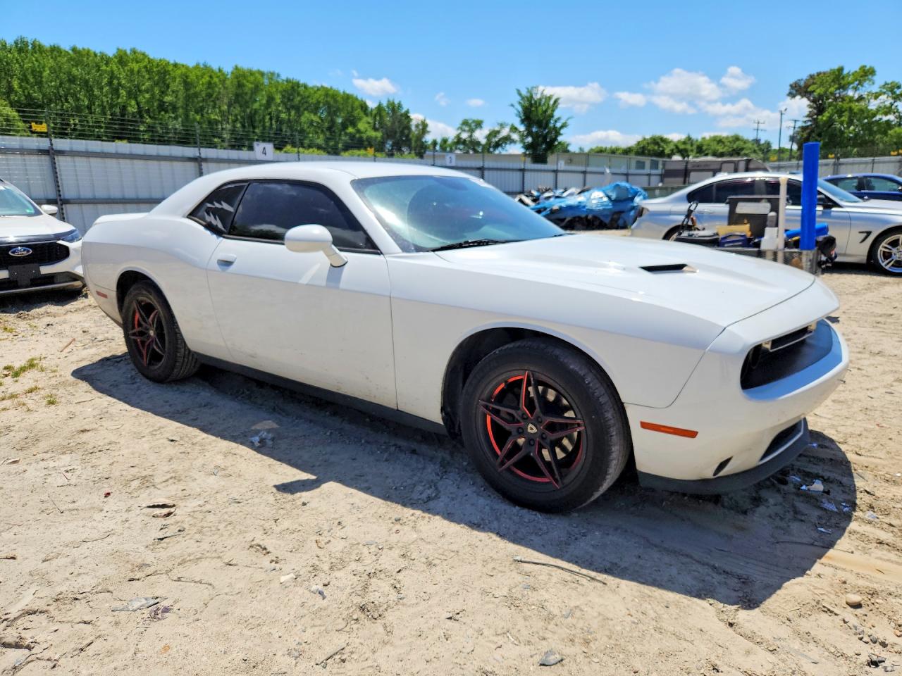 Dodge Challenger Sxt