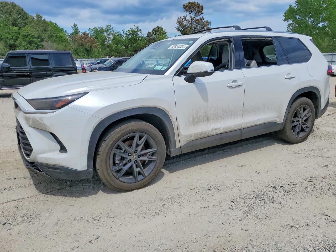Salvage Toyota Grand Highlander Hybrid Image