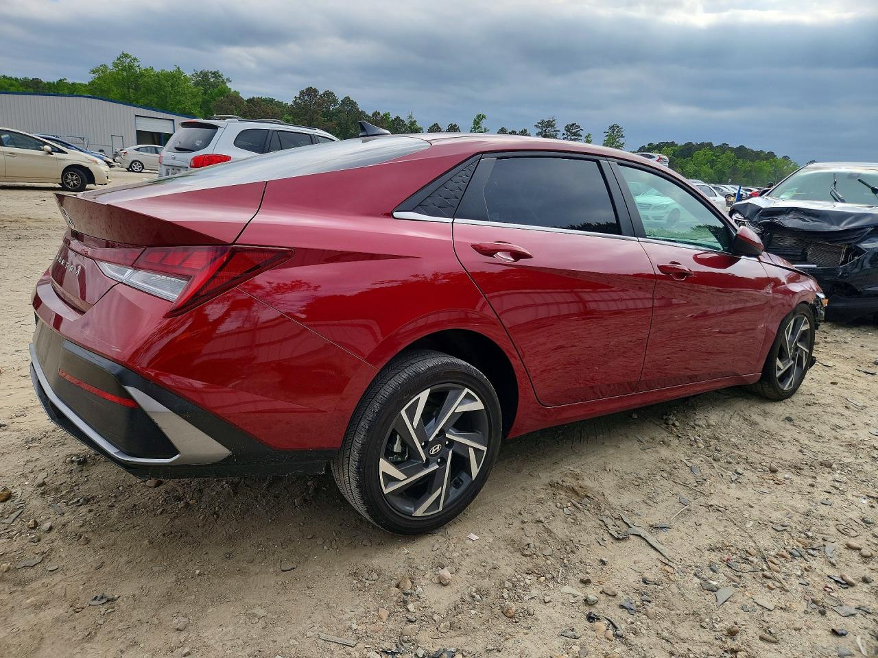 Hyundai ELANTRA Sel