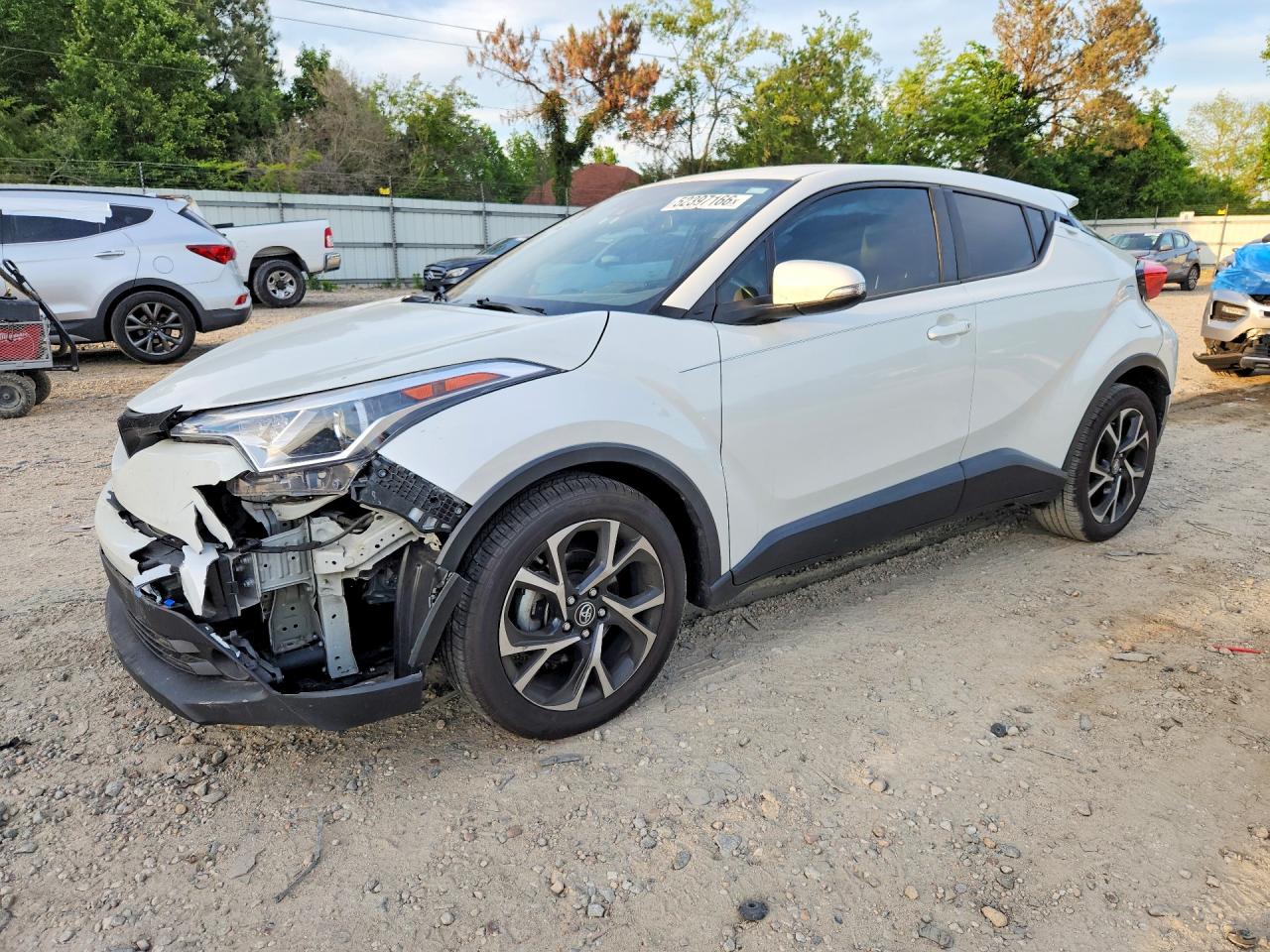 Salvage Toyota C-HR Image