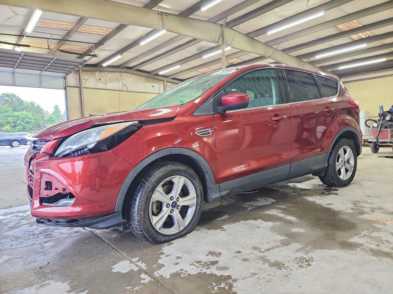 Salvage Ford Escape Image