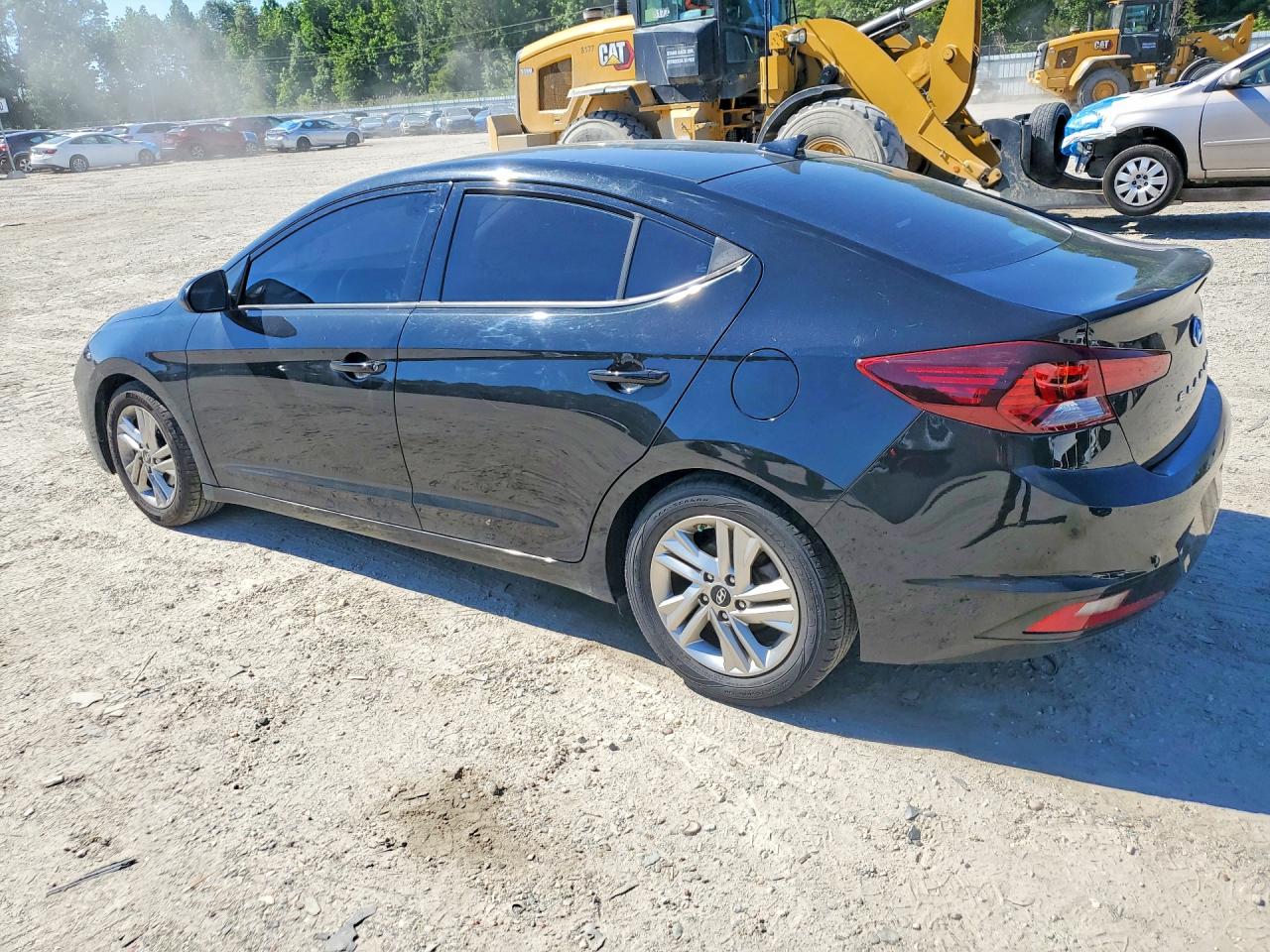 Hyundai ELANTRA Value Edition