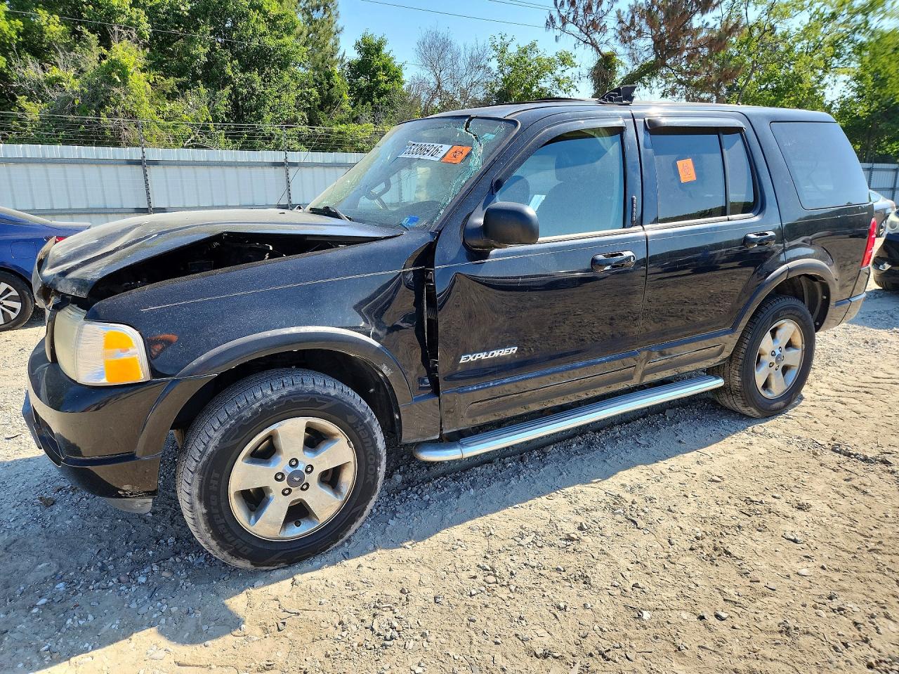 Salvage Ford Explorer Image