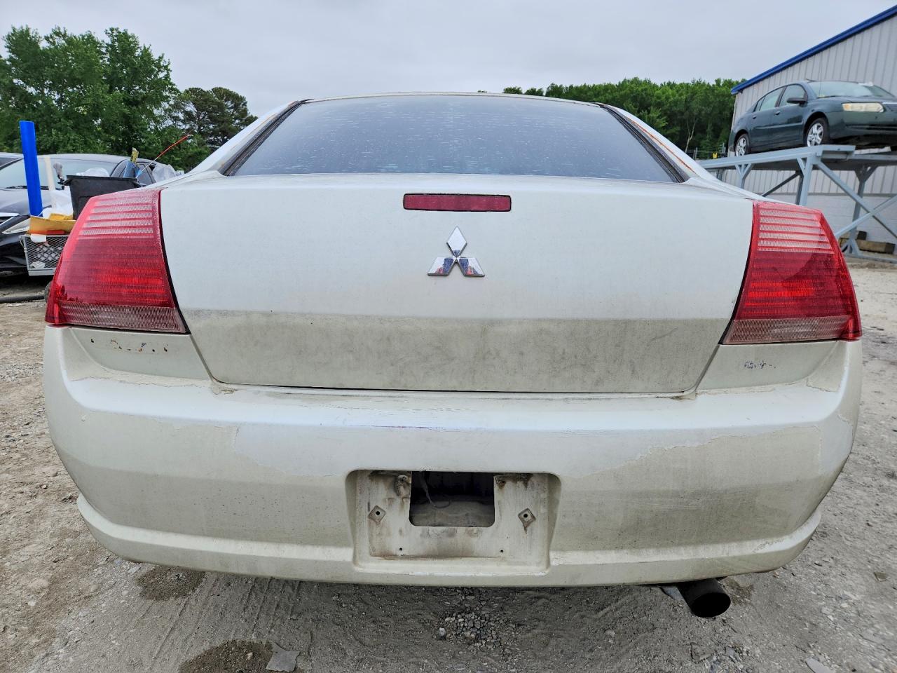 Mitsubishi Galant