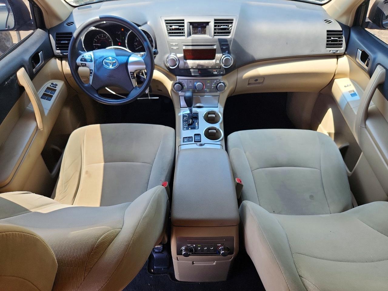 Toyota Highlander Base