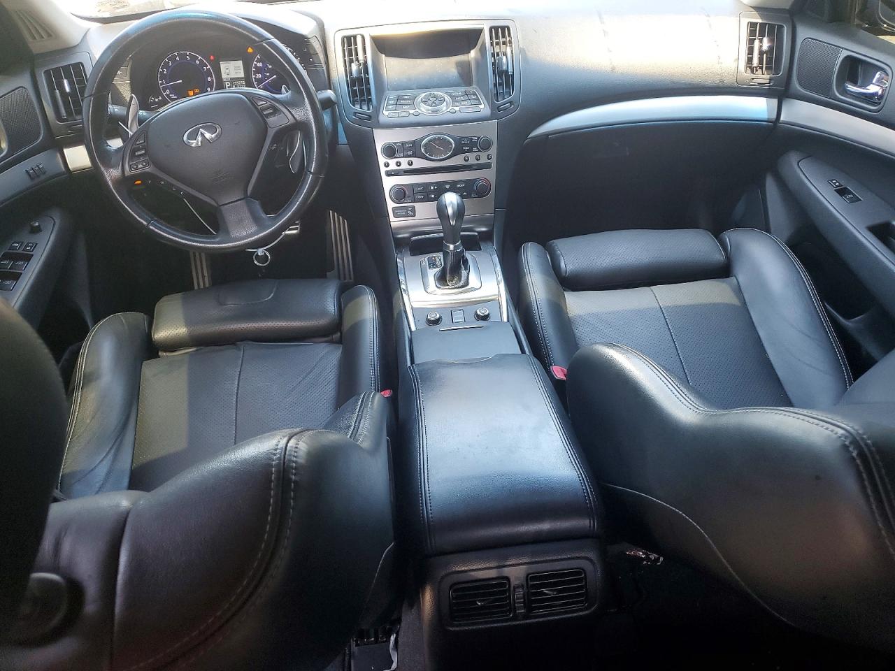 INFINITI G37 X