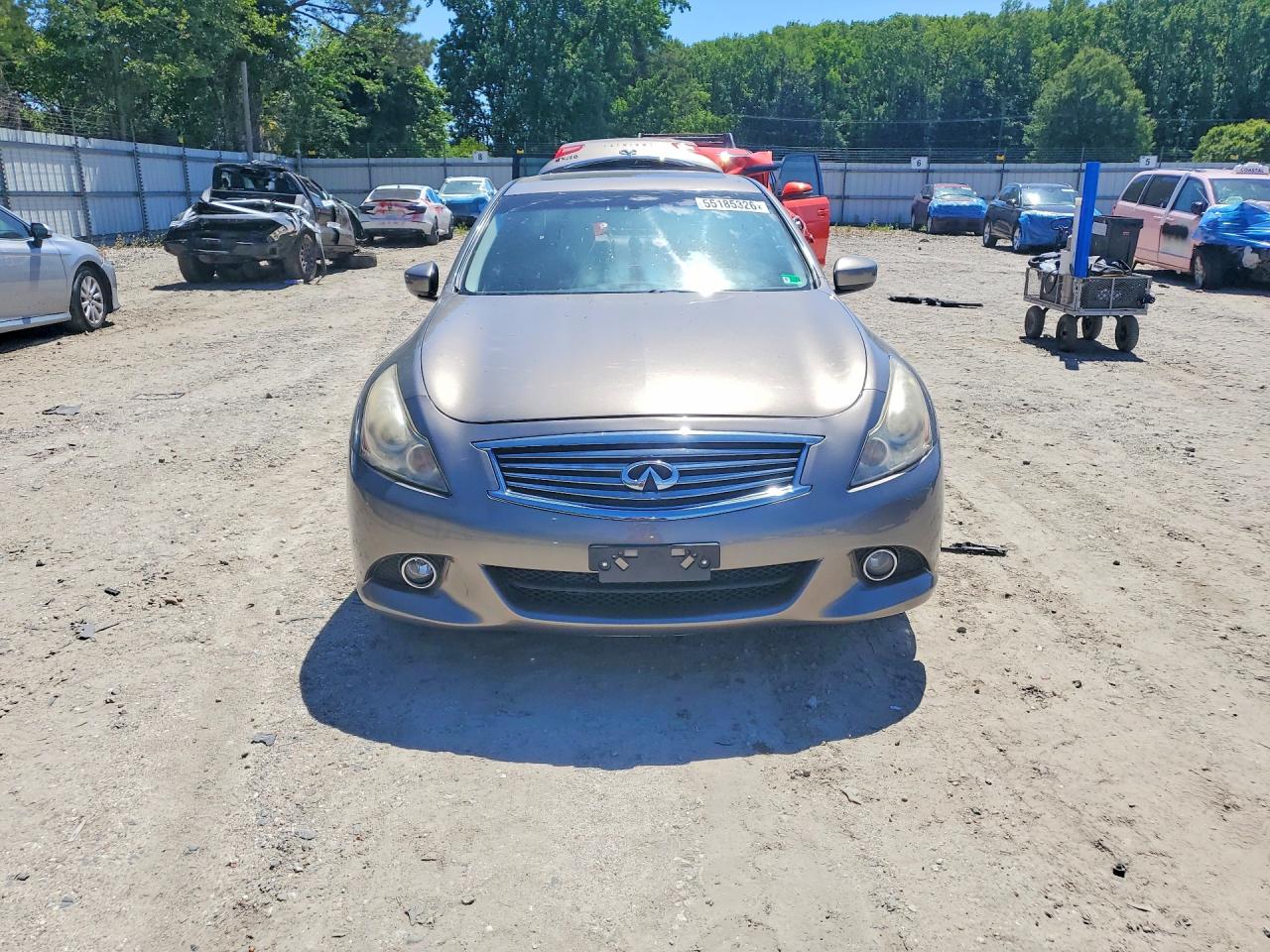 INFINITI G37 X