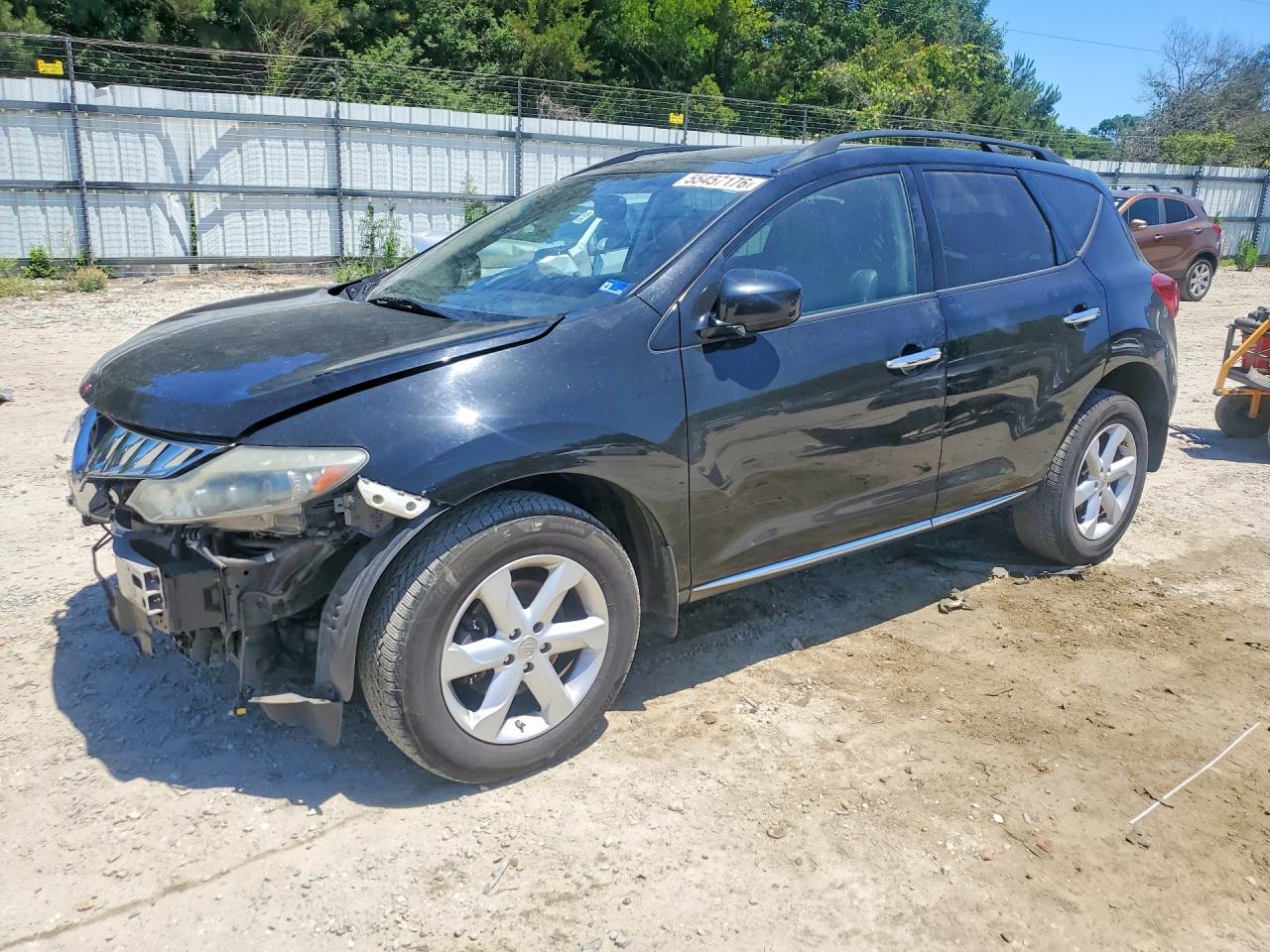 Salvage Nissan Murano Image