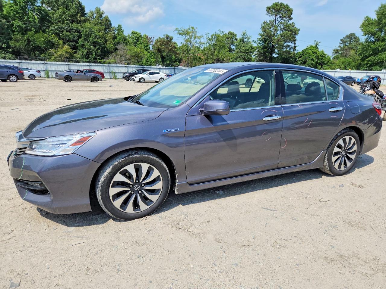 Salvage Honda Accord Image