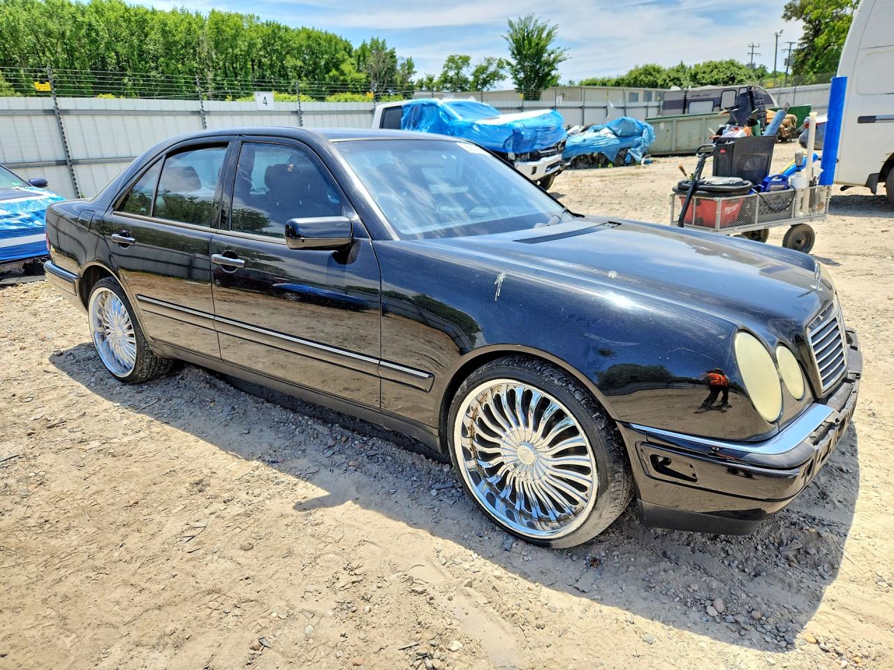 Mercedes-Benz E-Class 320
