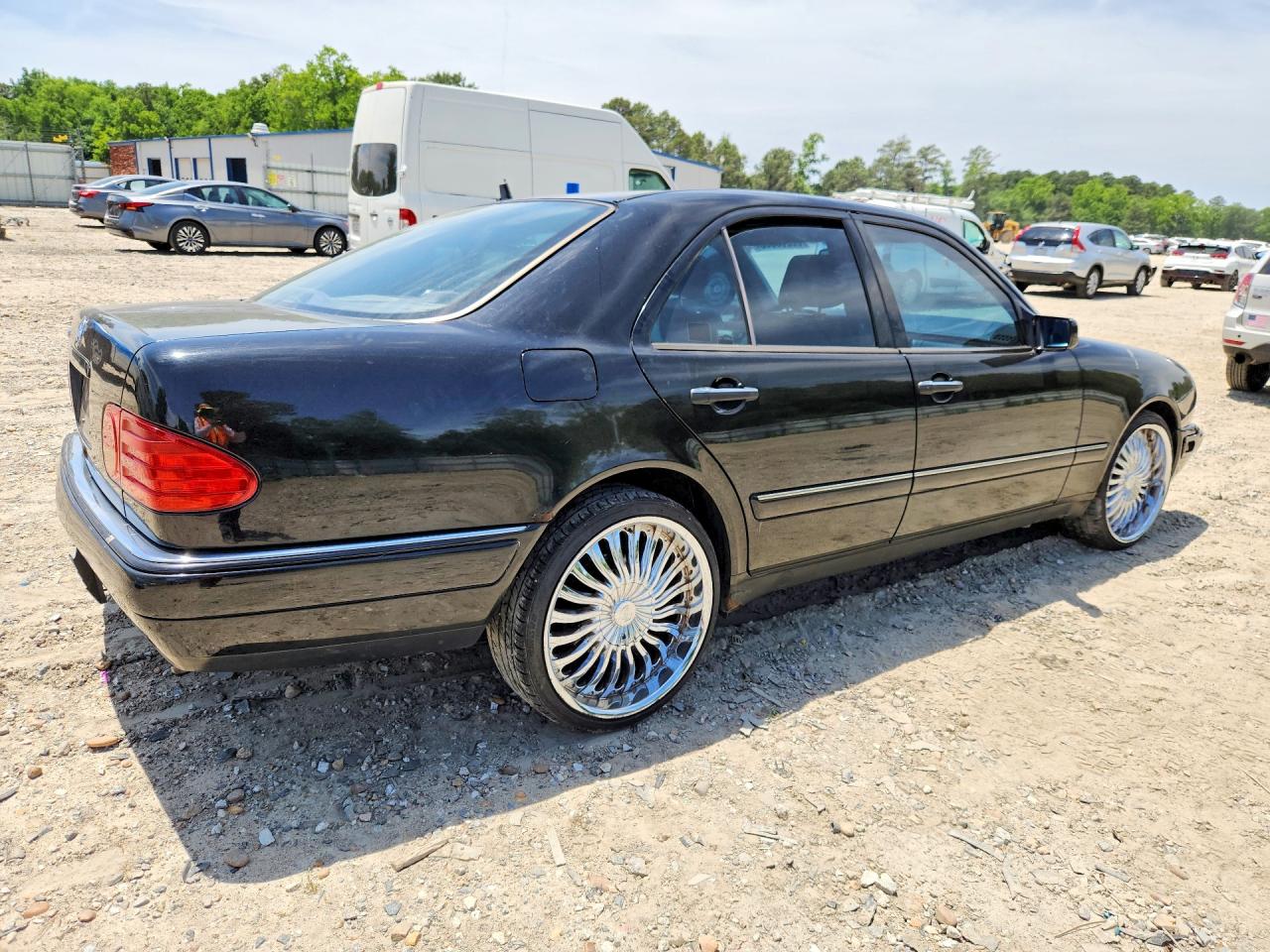 Mercedes-Benz E-Class 320