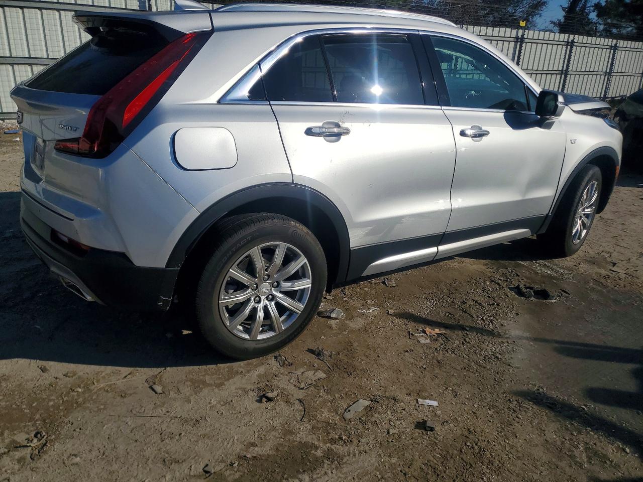 Cadillac XT4 Premium Luxury