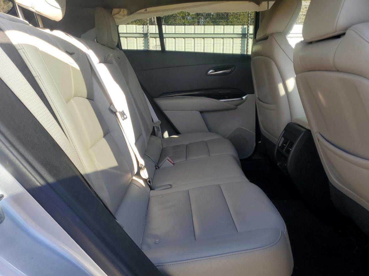 Cadillac XT4 Premium Luxury