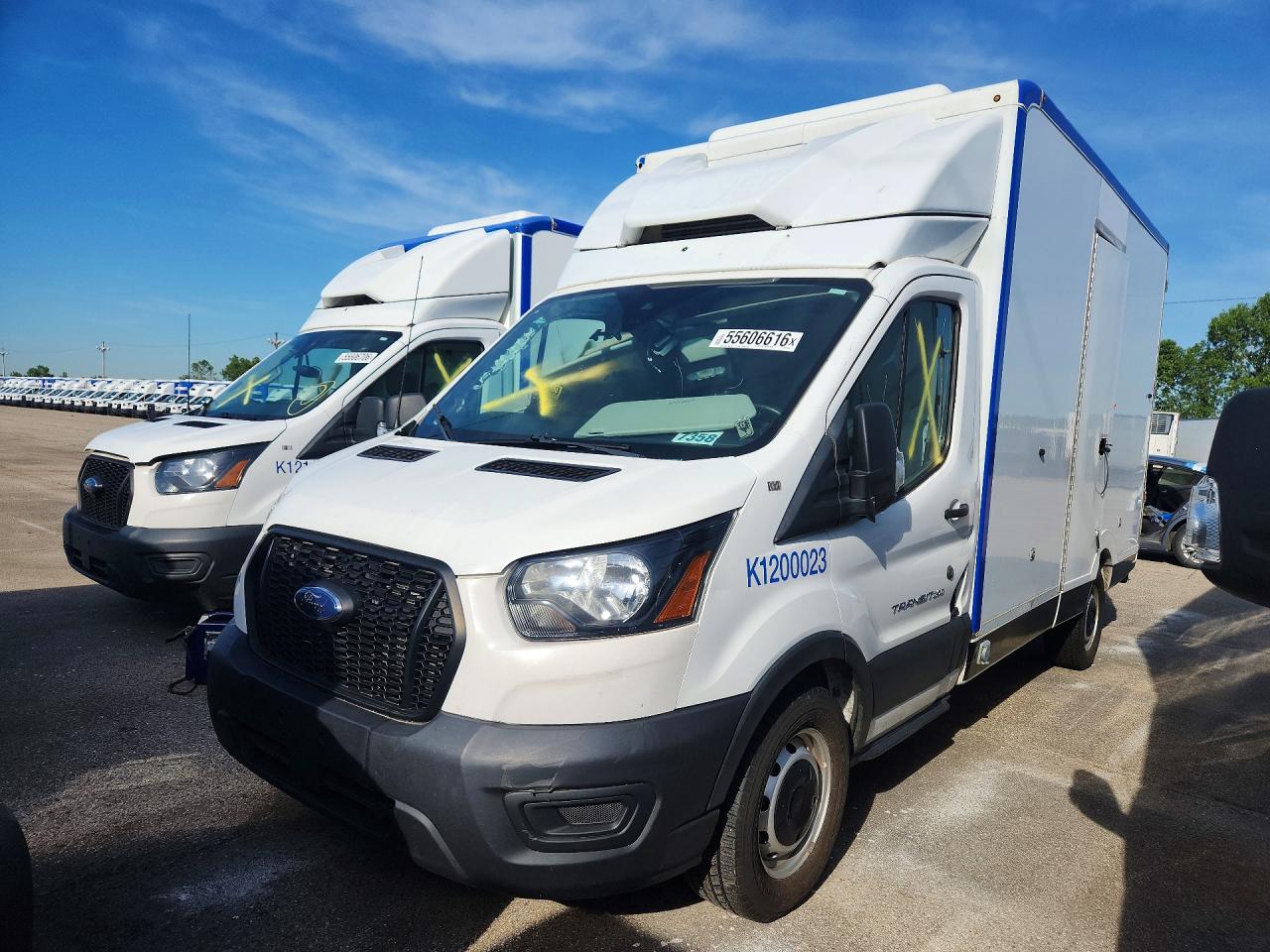 Salvage Ford Transit Image