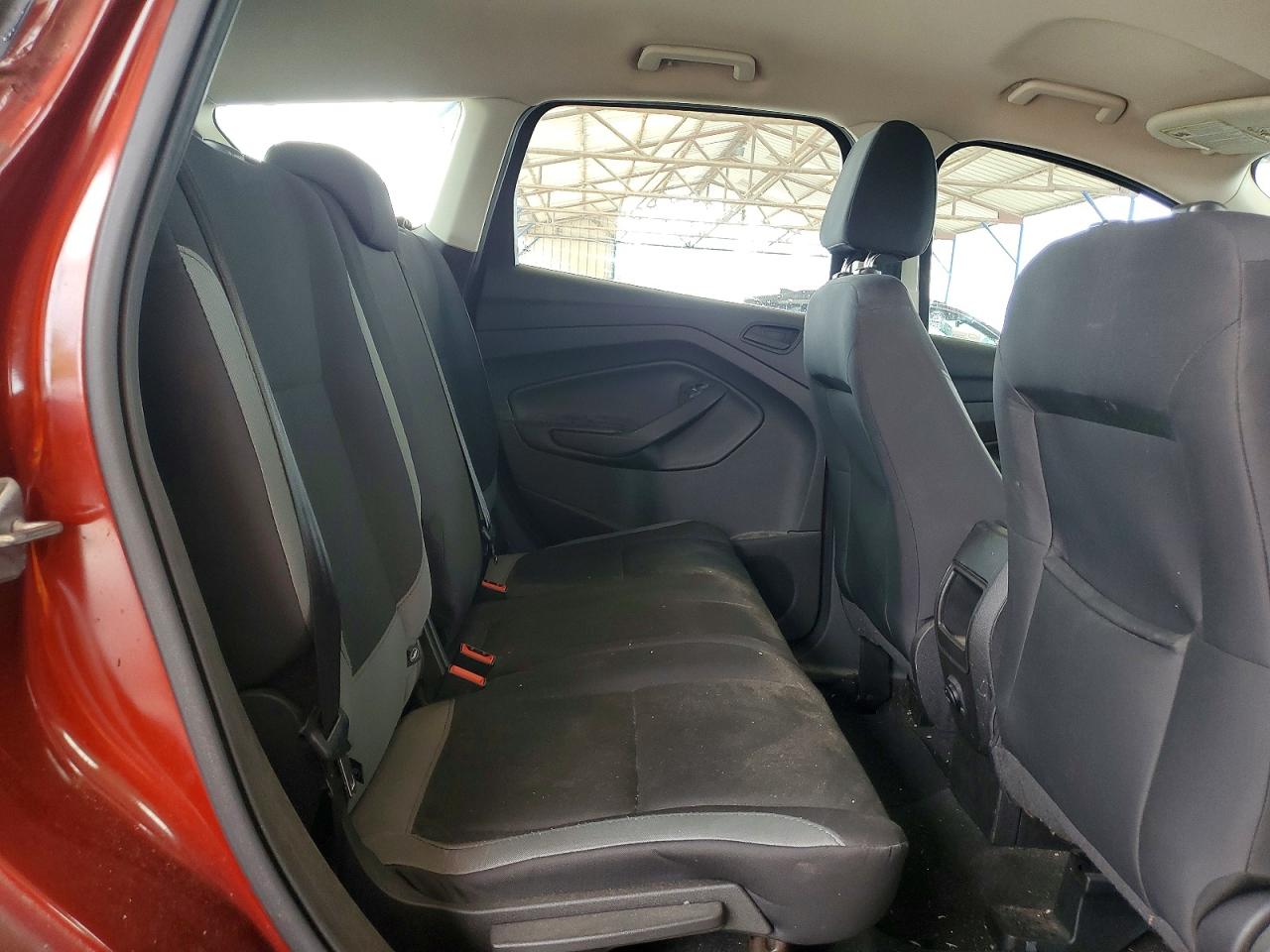 Ford Escape S