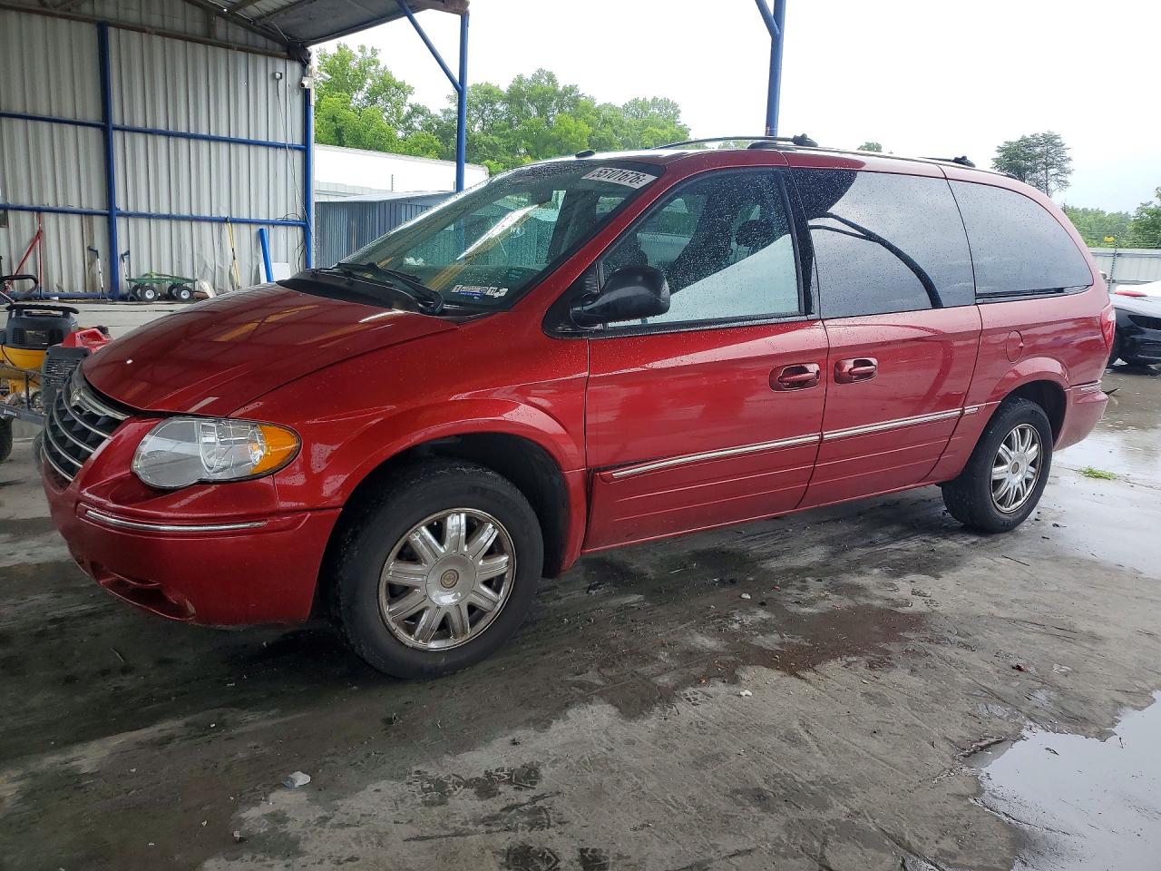 Salvage Chrysler Minivan Image