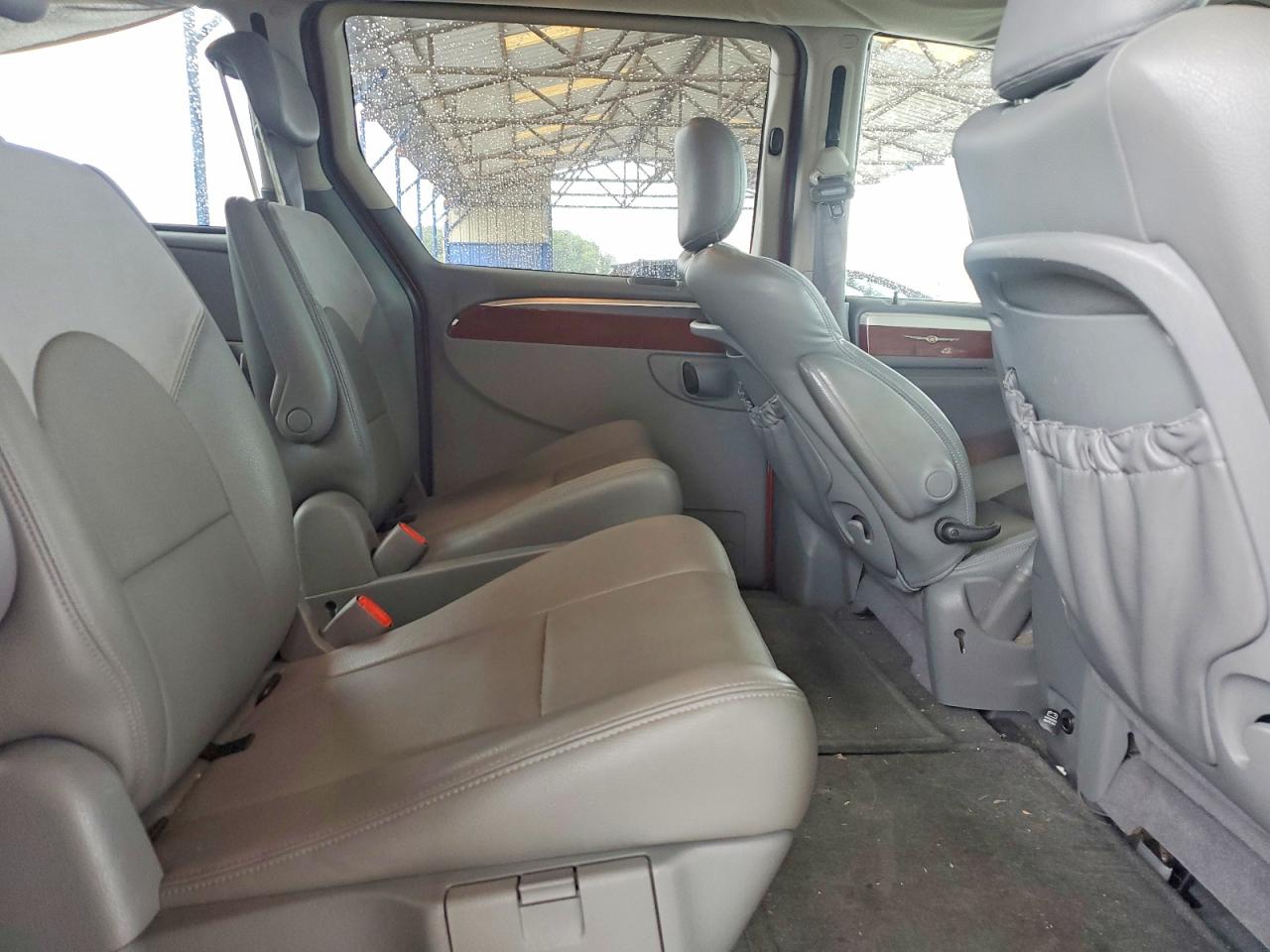 Chrysler Minivan Limited