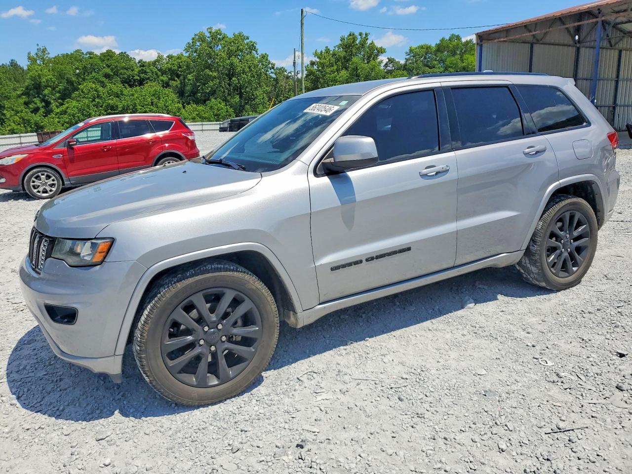 Salvage Jeep Grand Cherokee Image