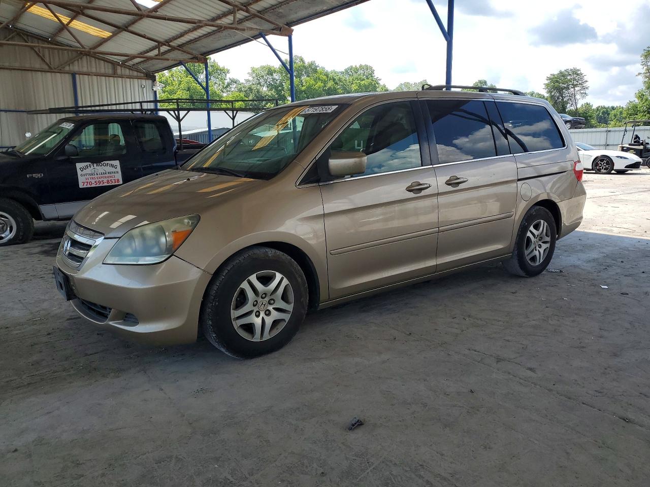 Salvage Honda Odyssey Image