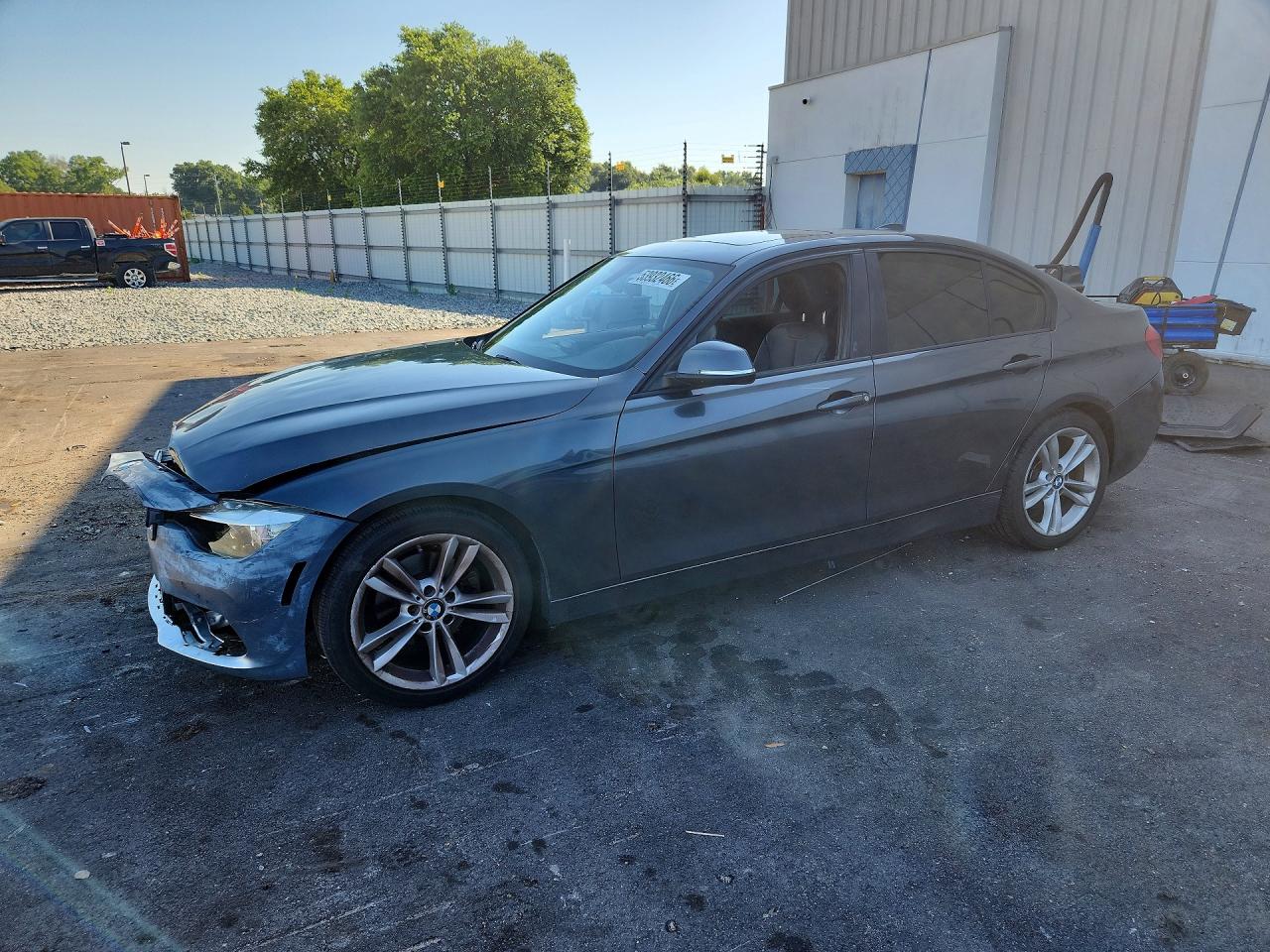 Salvage BMW 3 Series Image