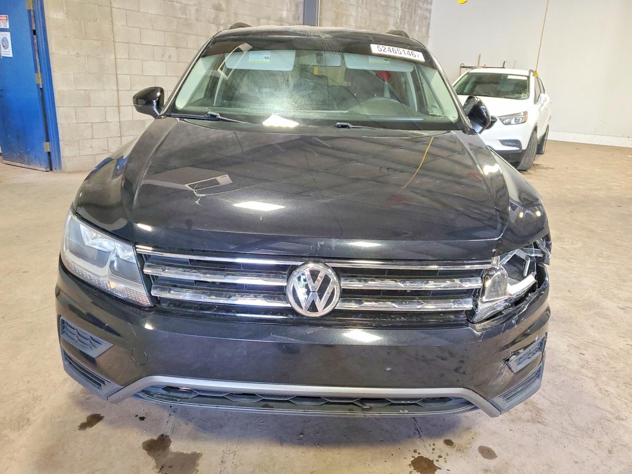 Volkswagen Tiguan S