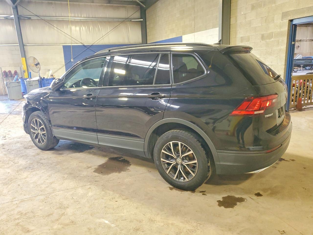 Volkswagen Tiguan S