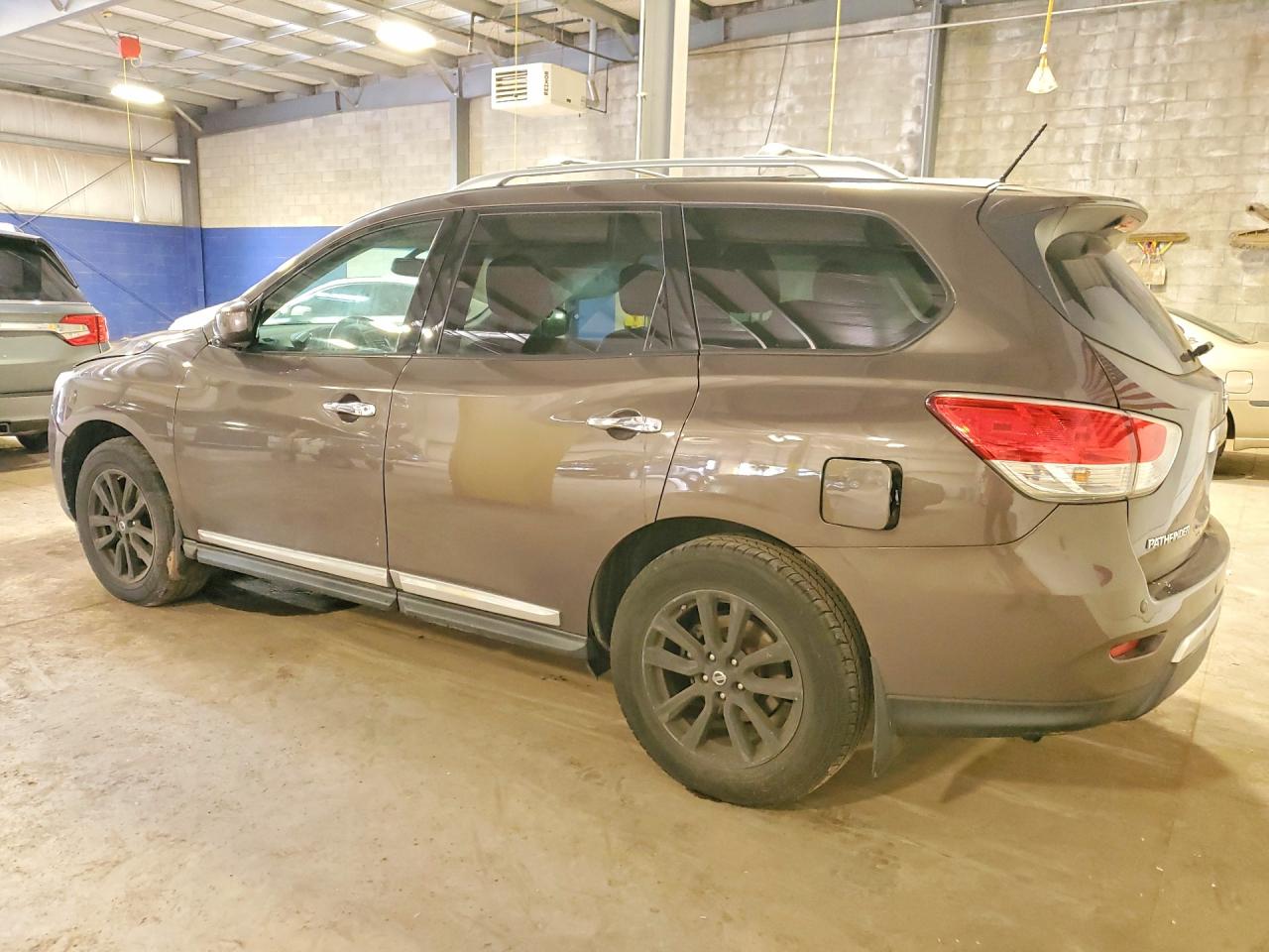 Nissan Pathfinder Sl