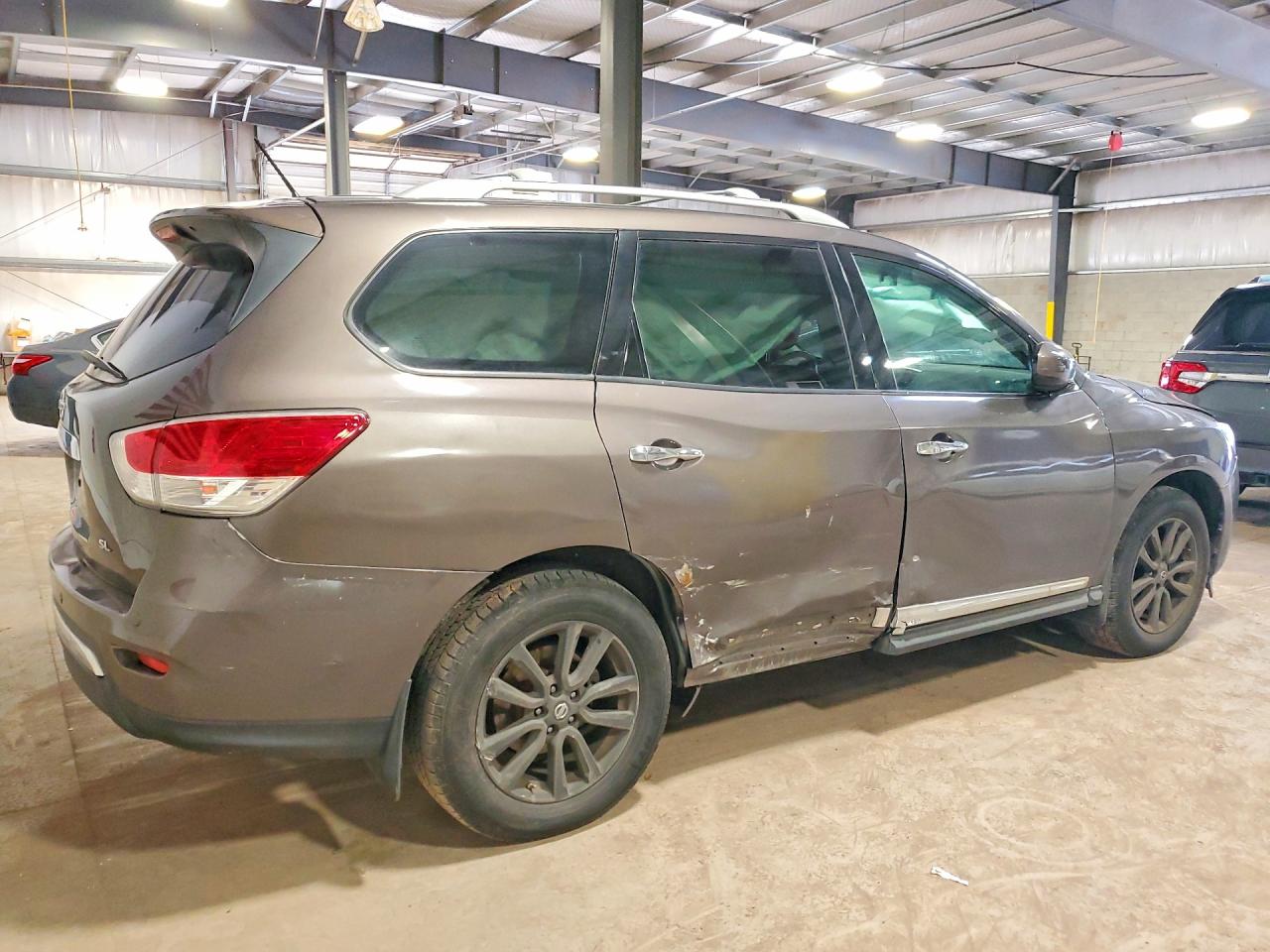 Nissan Pathfinder Sl
