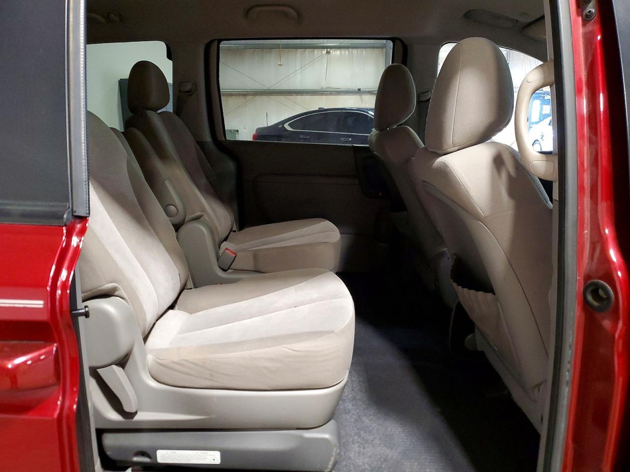 Kia Sedona Lx
