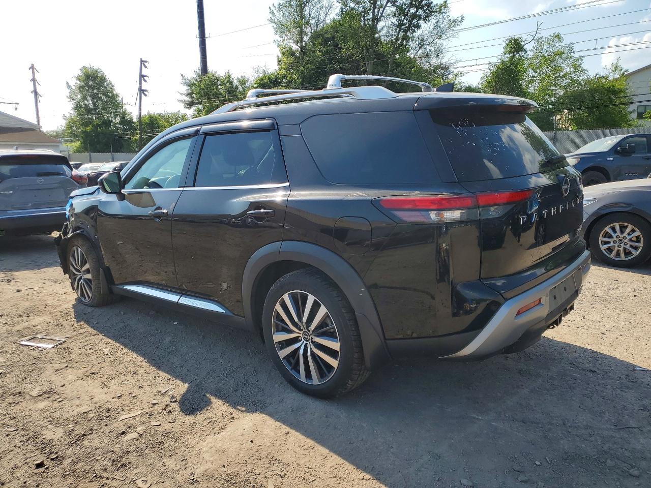 Nissan Pathfinder Platinum