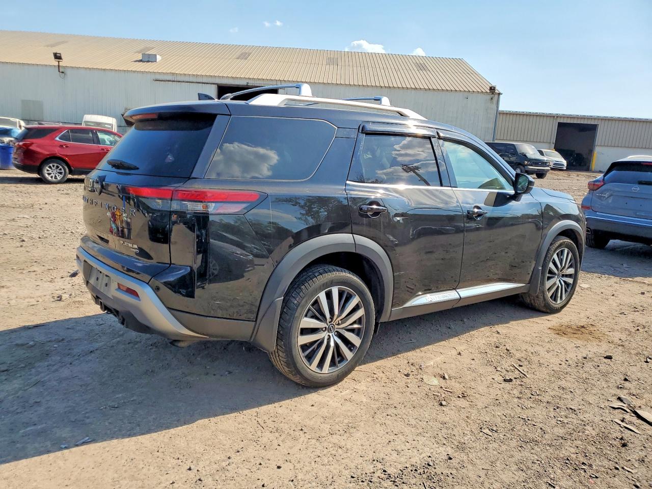 Nissan Pathfinder Platinum