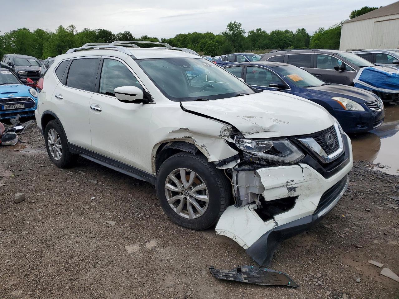 Nissan Rogue Sv