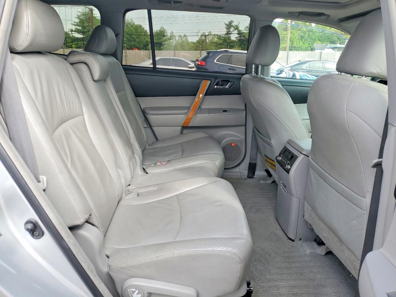 Toyota Highlander Hybrid Limited