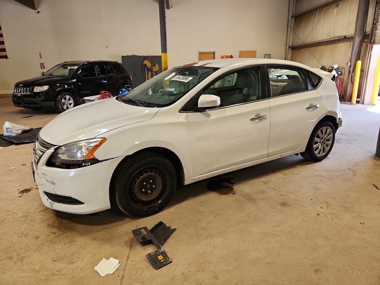 Salvage Nissan Sentra Image