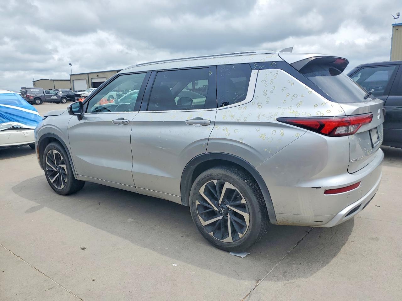 Mitsubishi Outlander Sel