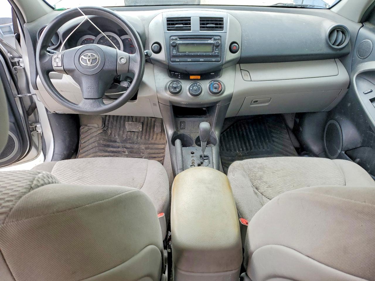 Toyota RAV4 Base