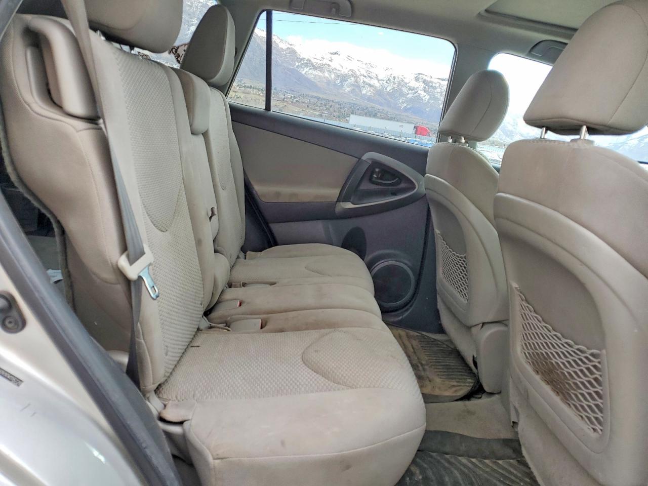 Toyota RAV4 Base