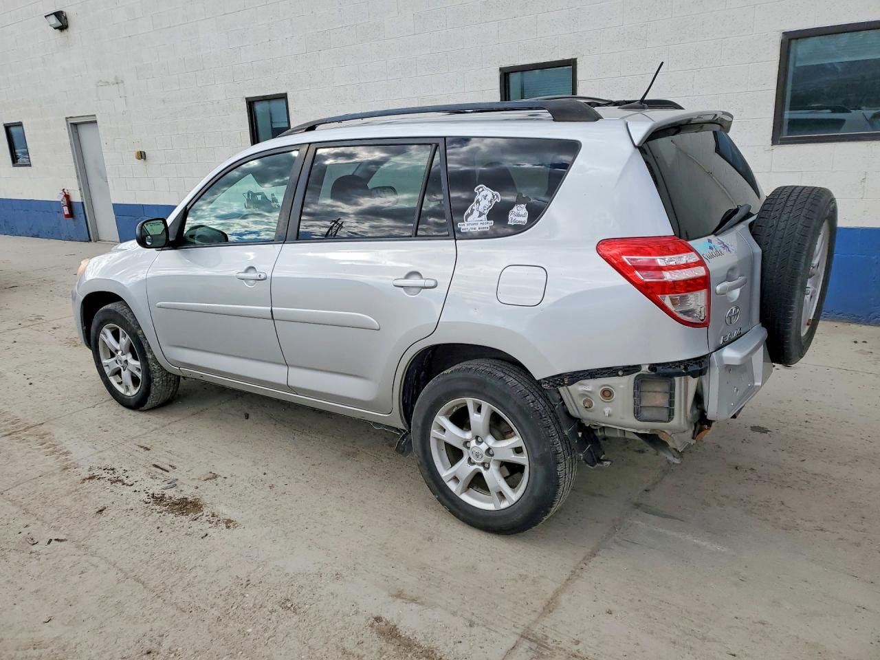 Toyota RAV4 Base
