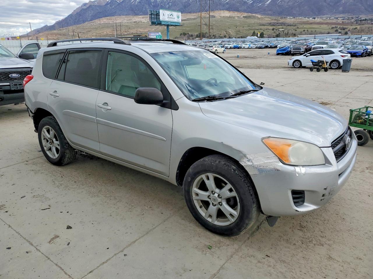 Toyota RAV4 Base