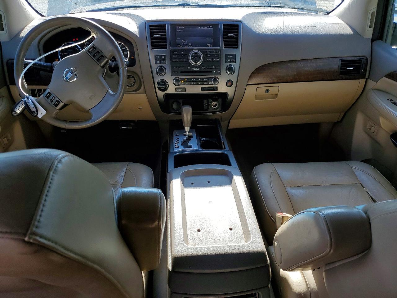 Nissan Armada Se