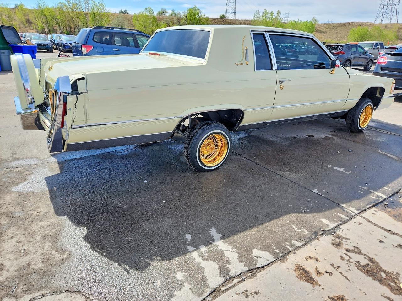 Cadillac DeVille