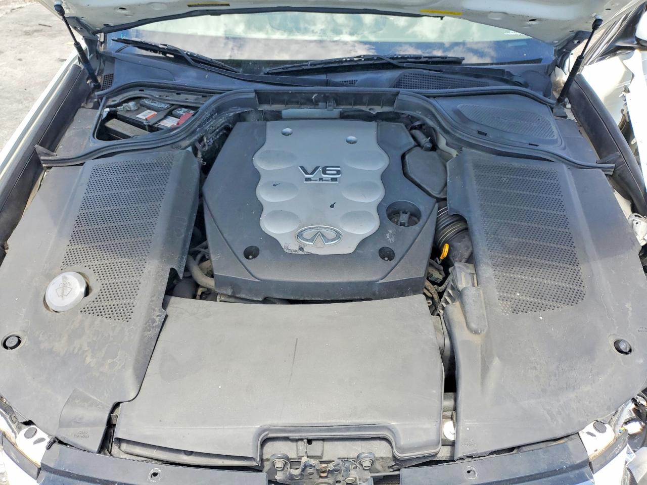 INFINITI M35 Base