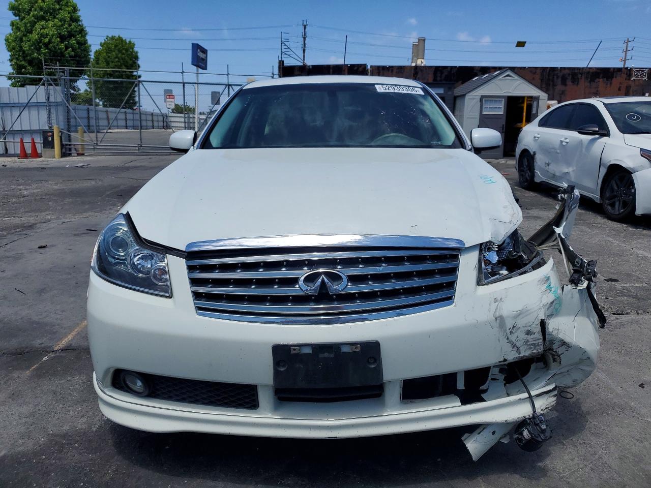 INFINITI M35 Base