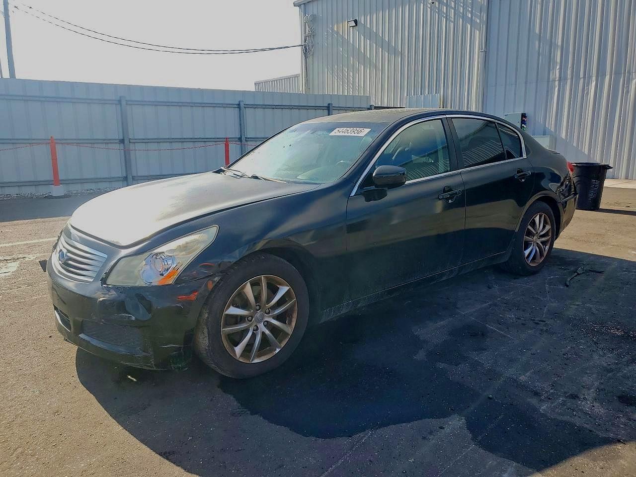 Salvage INFINITI G37 Image