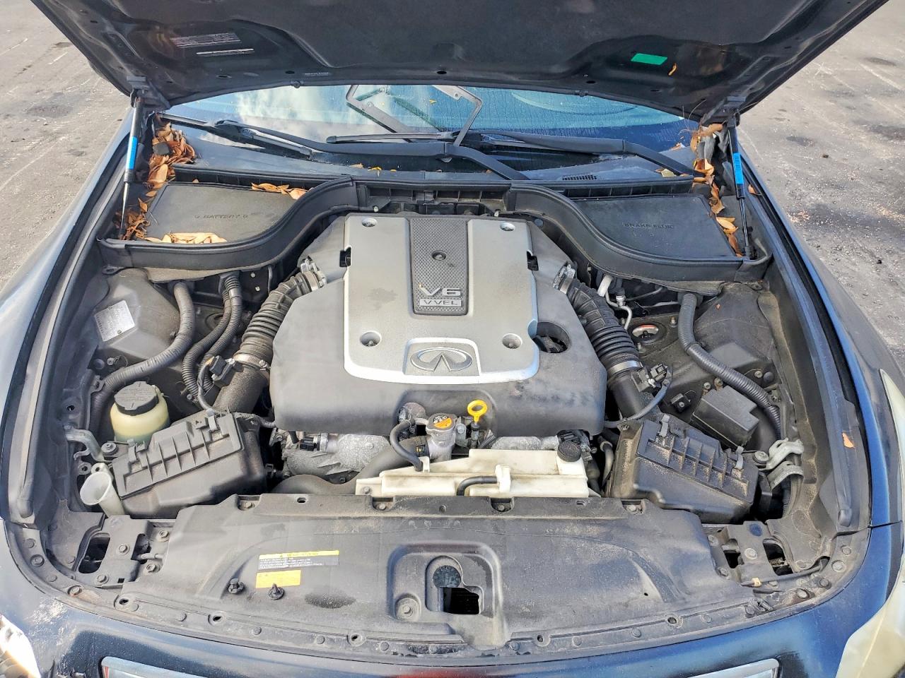 INFINITI G37 Base