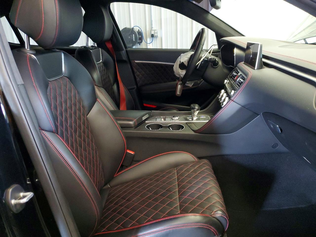 Genesis G70 3.3t Standard