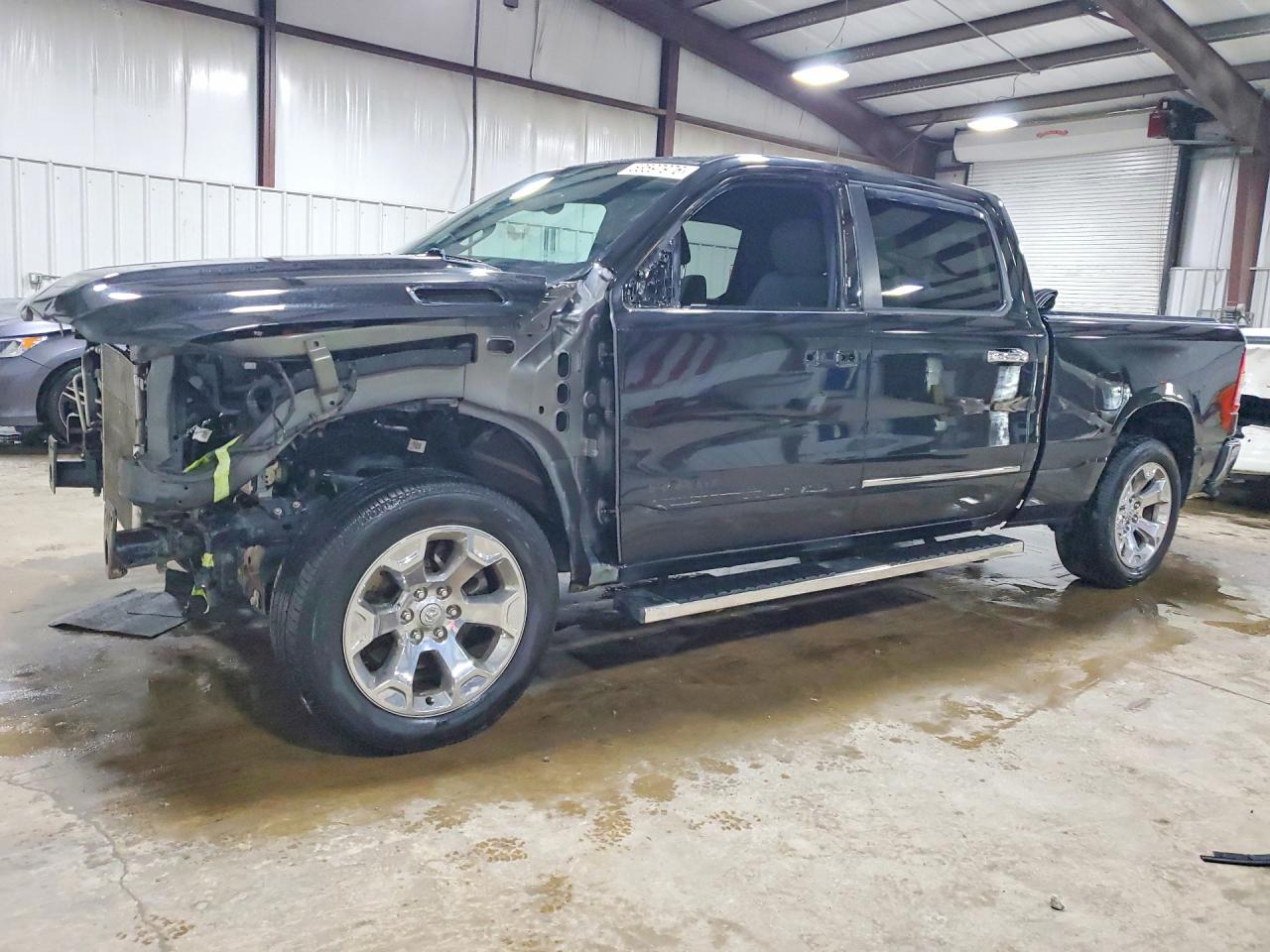 Salvage Ram 1500 Image
