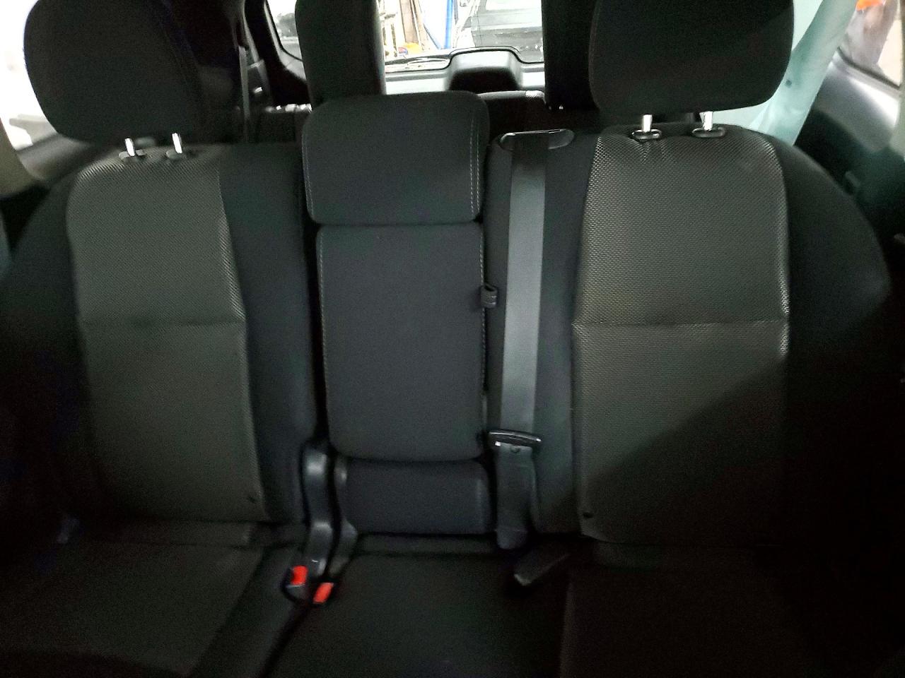 Nissan Pathfinder S