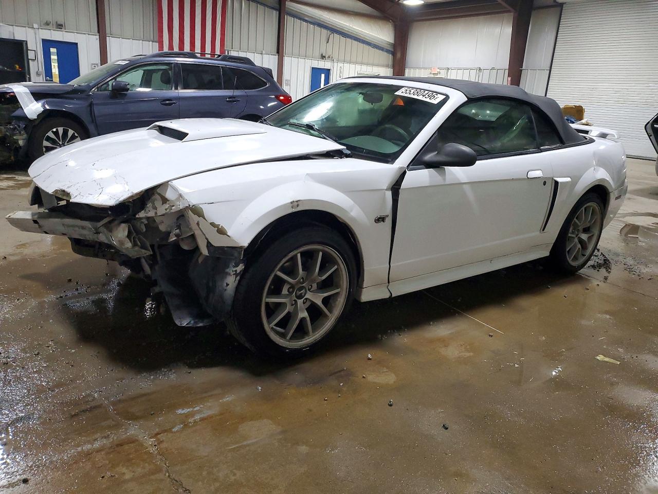 Salvage Ford Mustang Image